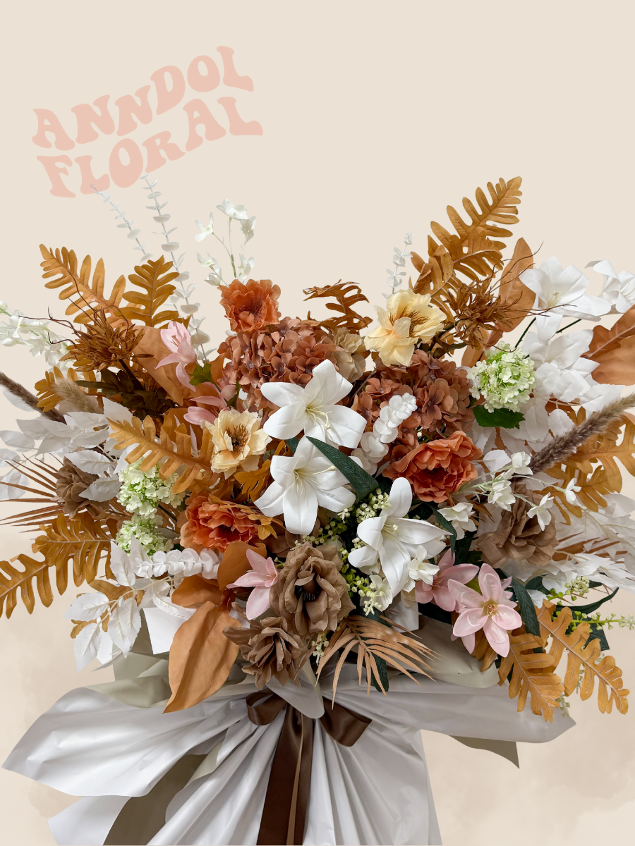 (Faux) Latte Garden Floral Stand