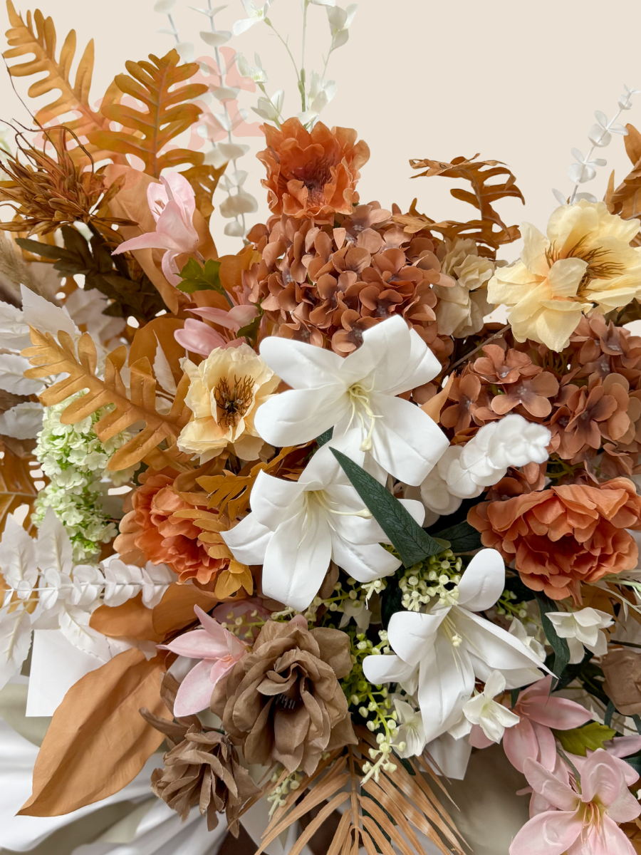 (Faux) Latte Garden Floral Stand