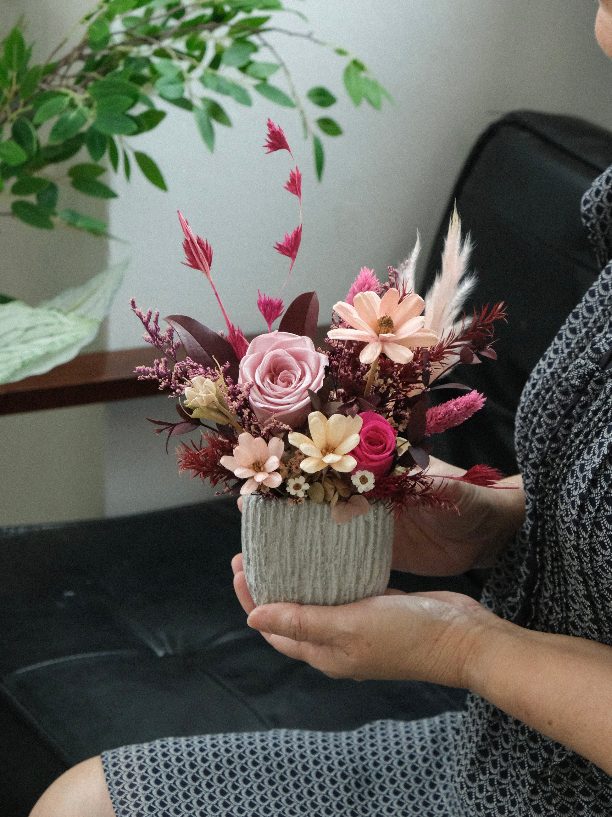 Preserved Flowers Vase Arrangement For Delivery In Singapore