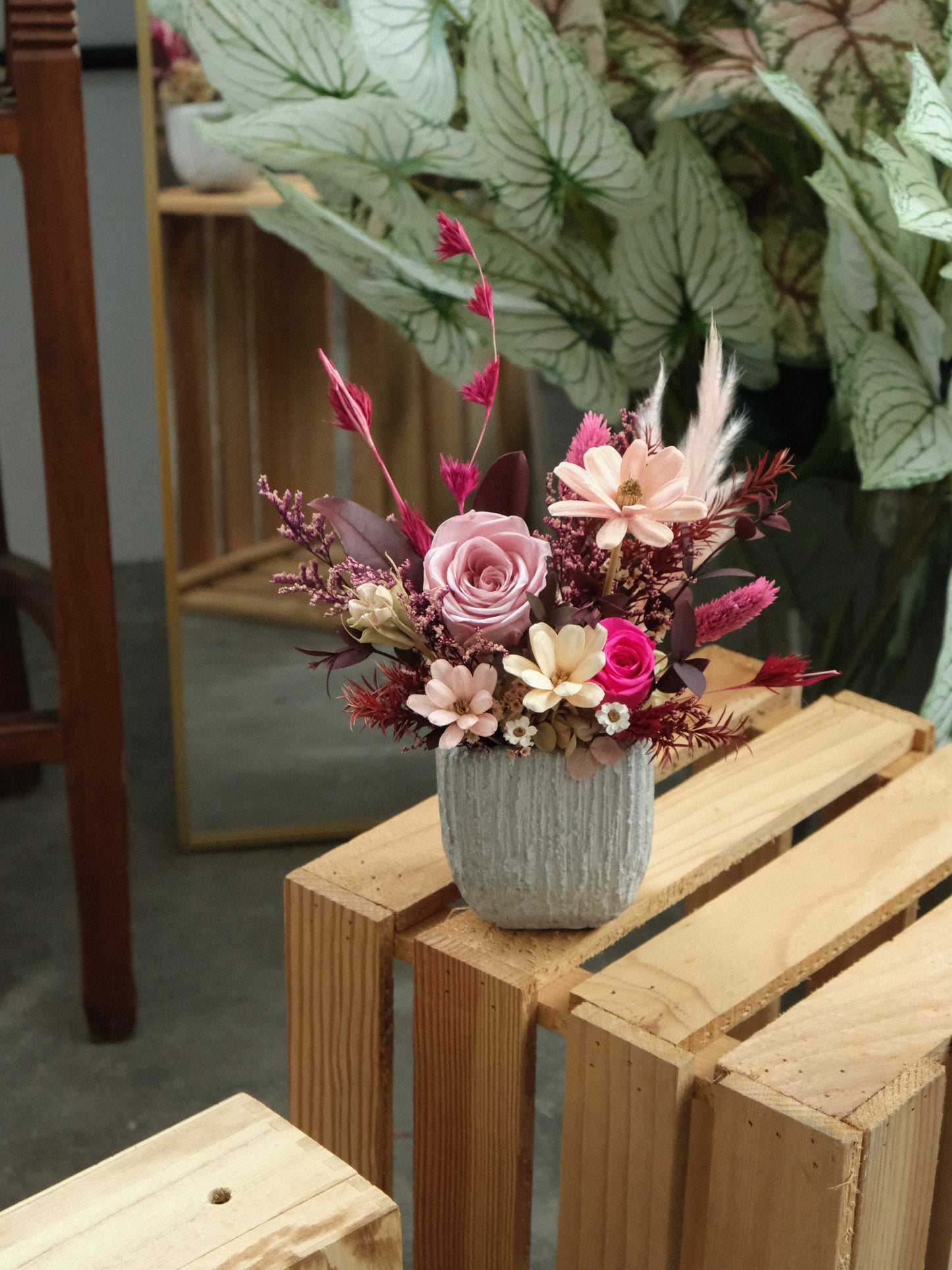 Preserved Flowers Vase Arrangement For Delivery In Singapore