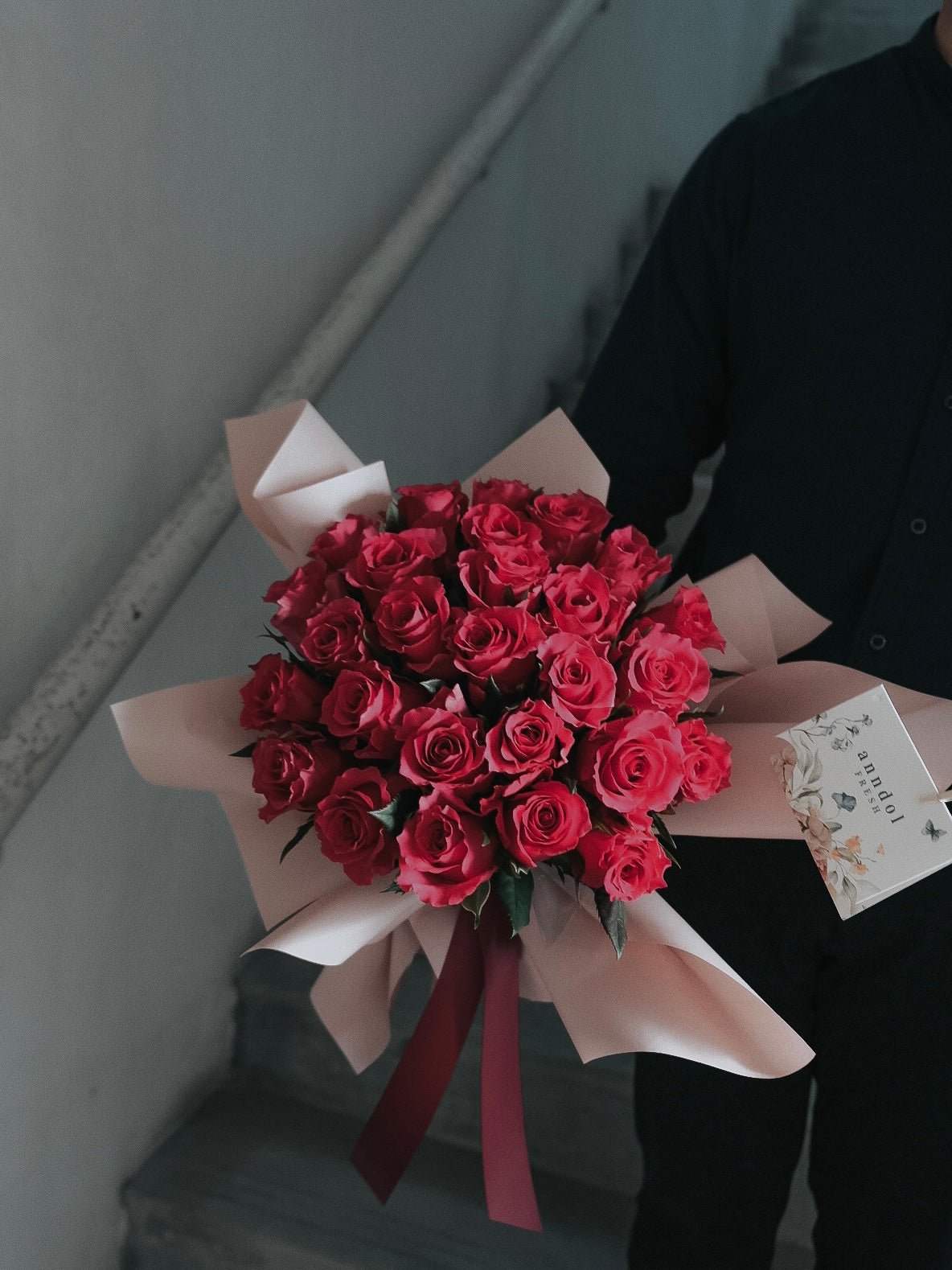 30 Fresh Roses