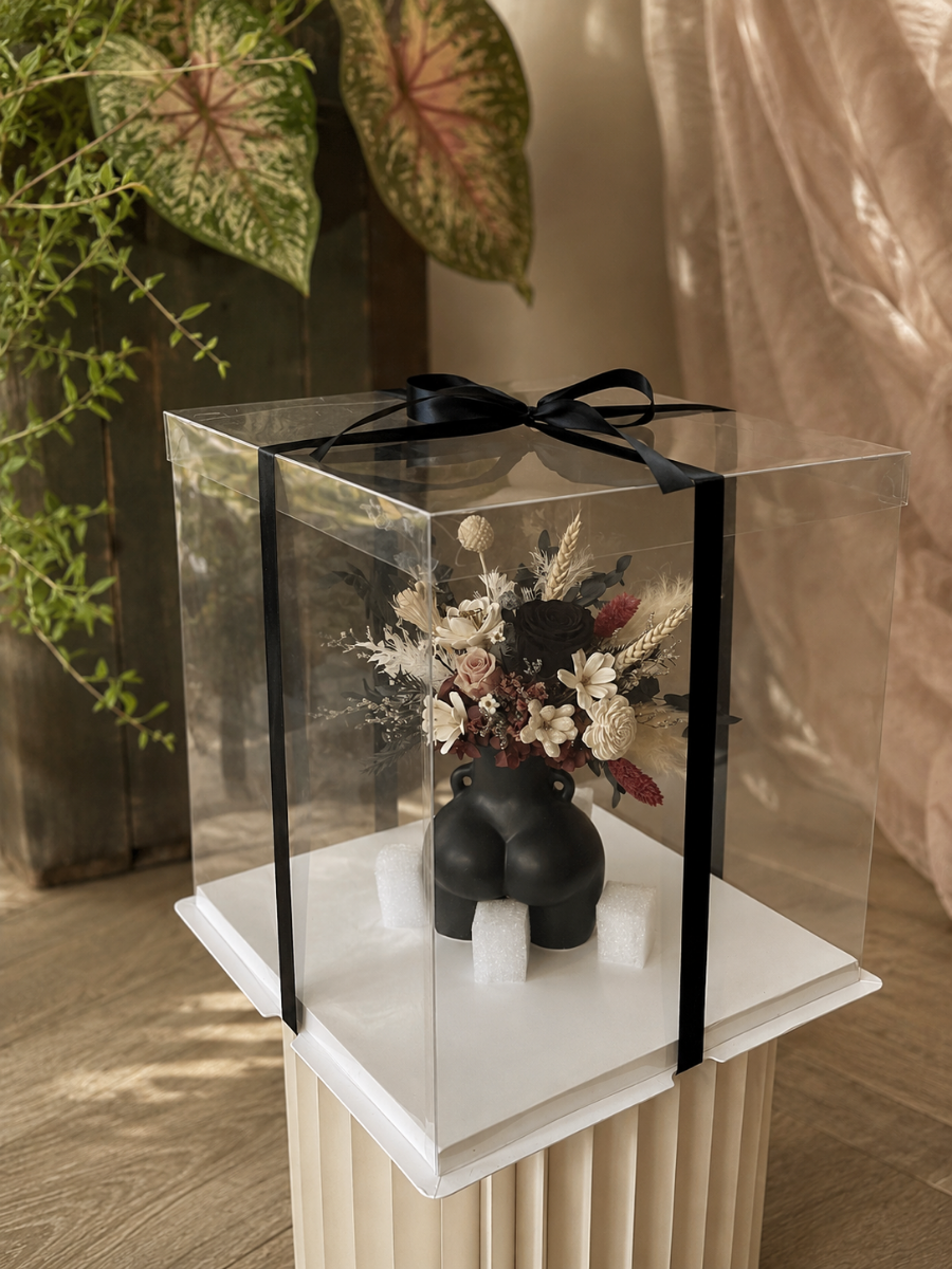 Blacky Butt Vase + Giftbox