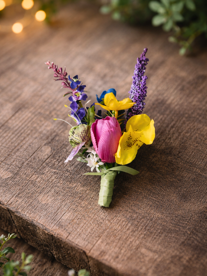 Secret Garden - Boutonnieres (Faux Rental)