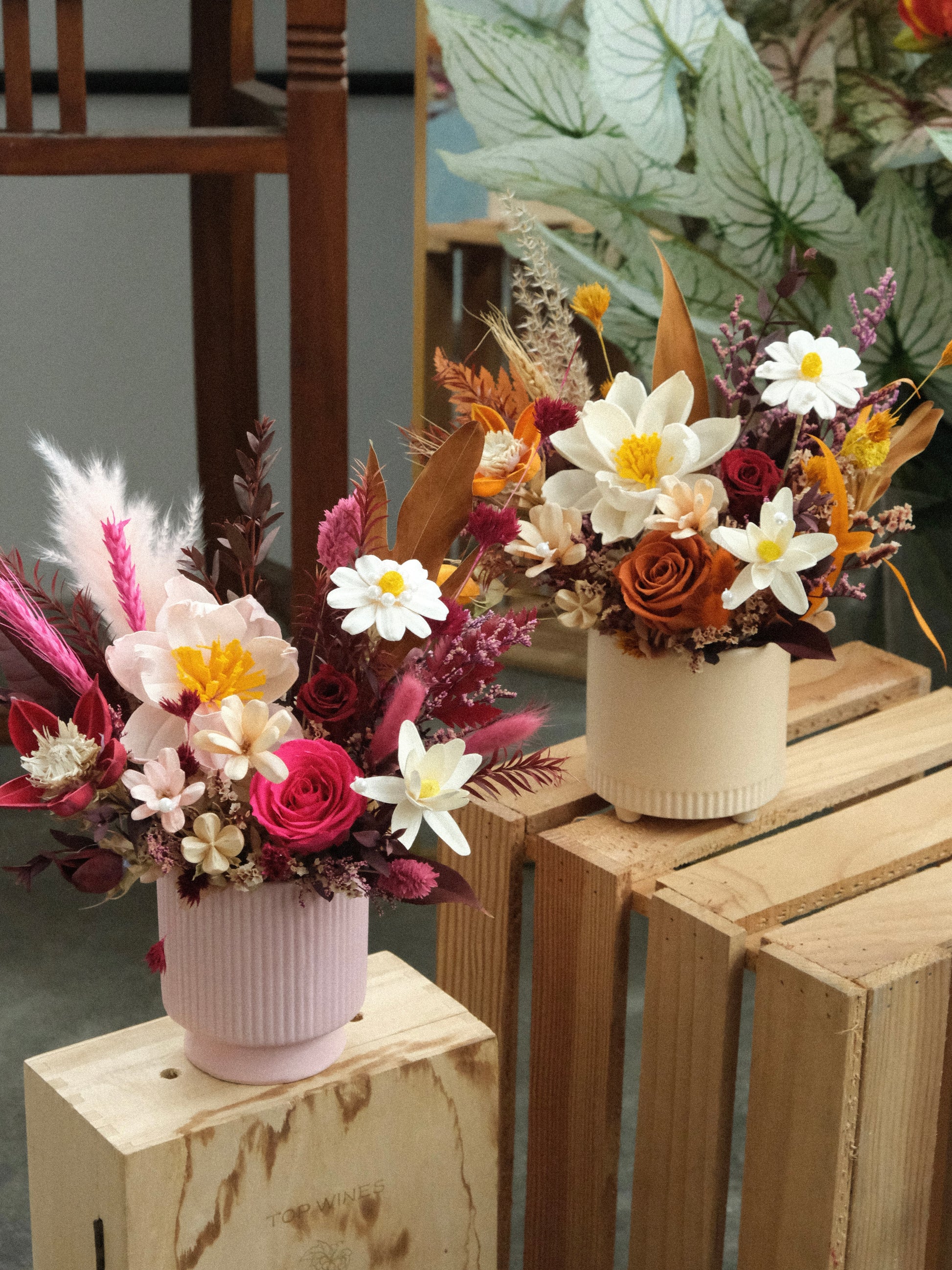 Preserved Flowers Vase Arrangement For Delivery In Singapore