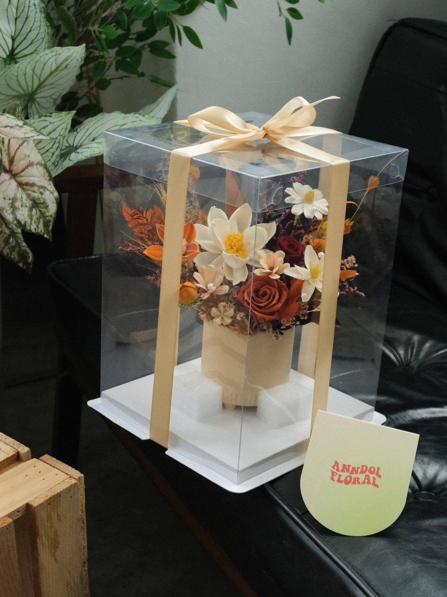 Preserved Flowers Vase Arrangement For Delivery In Singapore