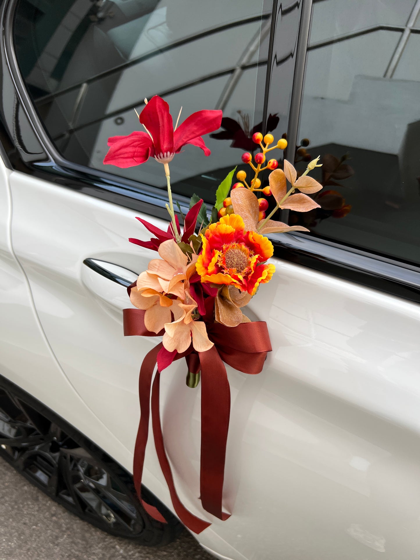 (Rental) Autumn Faux Flower Car Decor