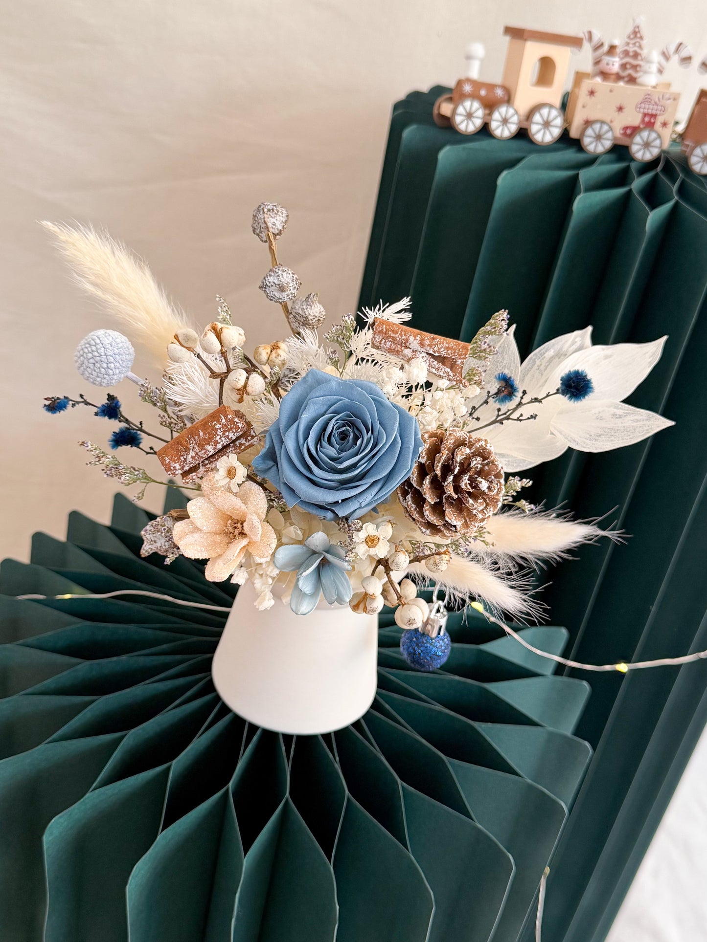 Mini Snow Wink + Giftbox